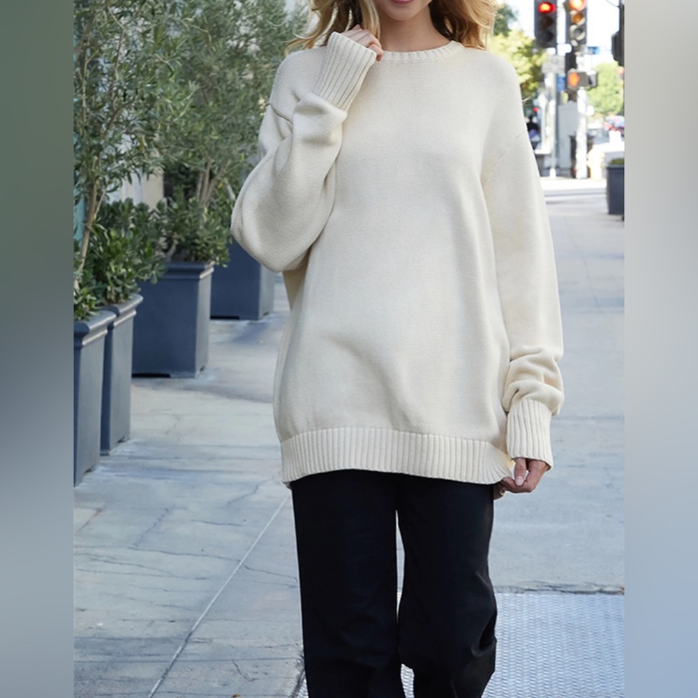 Brandy Melville Brianna Sweater